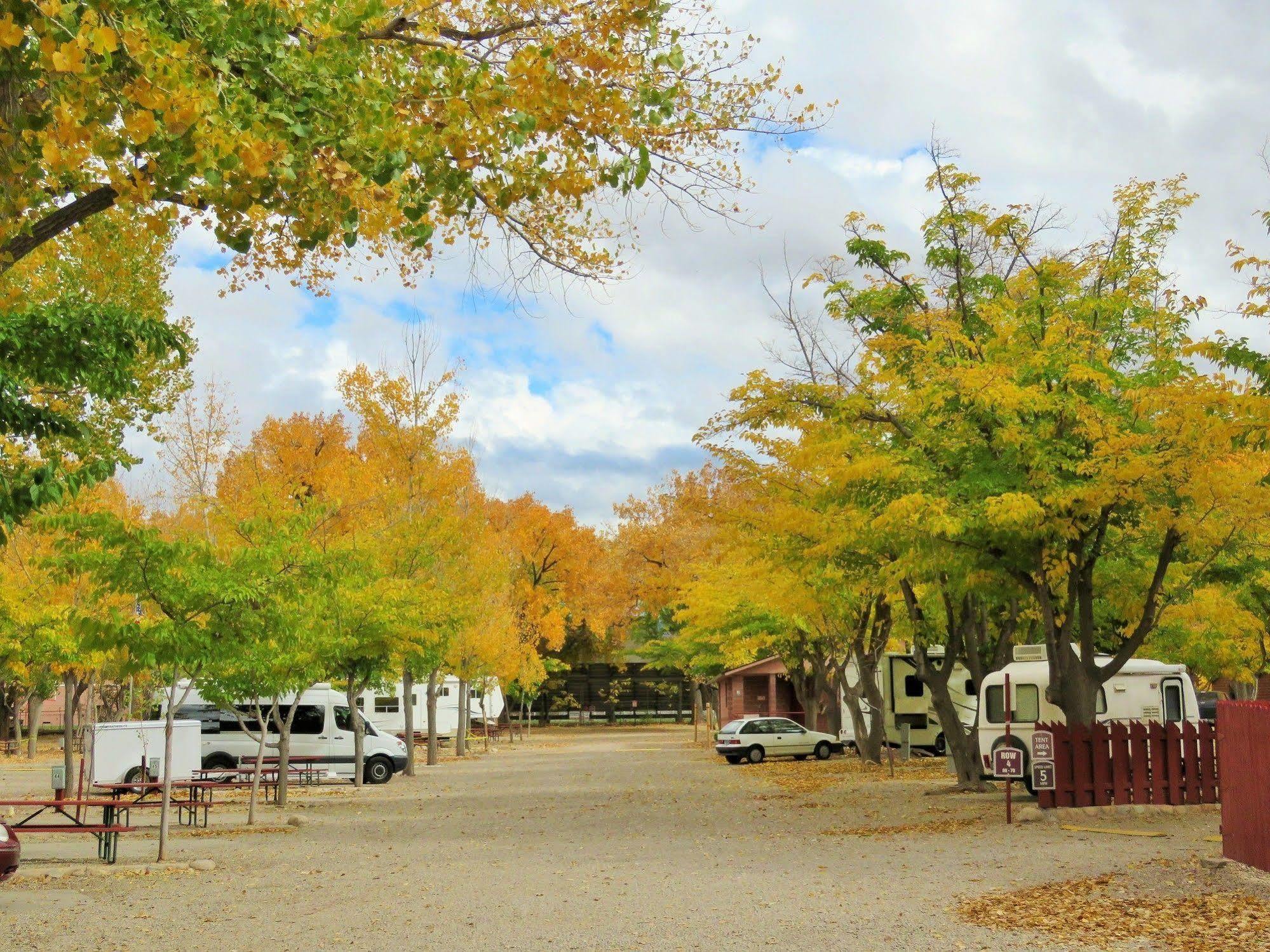 Hotel Sun Outdoors Moab Downtown Esterno foto