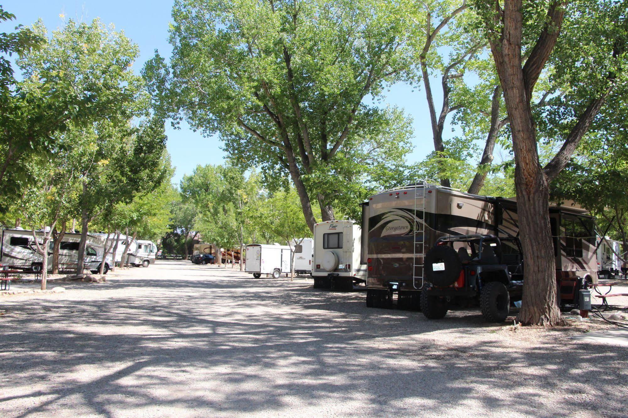 Hotel Sun Outdoors Moab Downtown Esterno foto