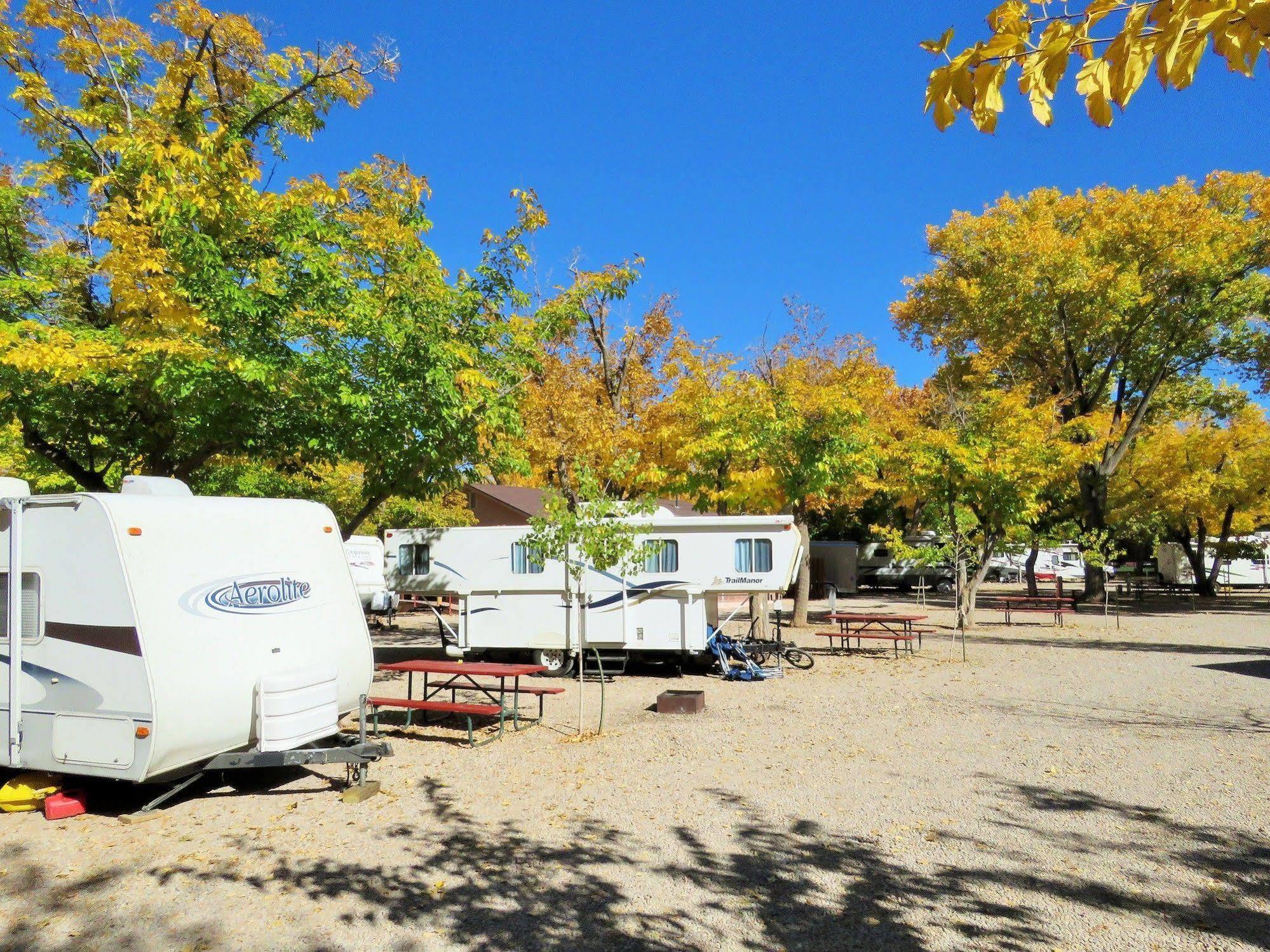 Hotel Sun Outdoors Moab Downtown Esterno foto